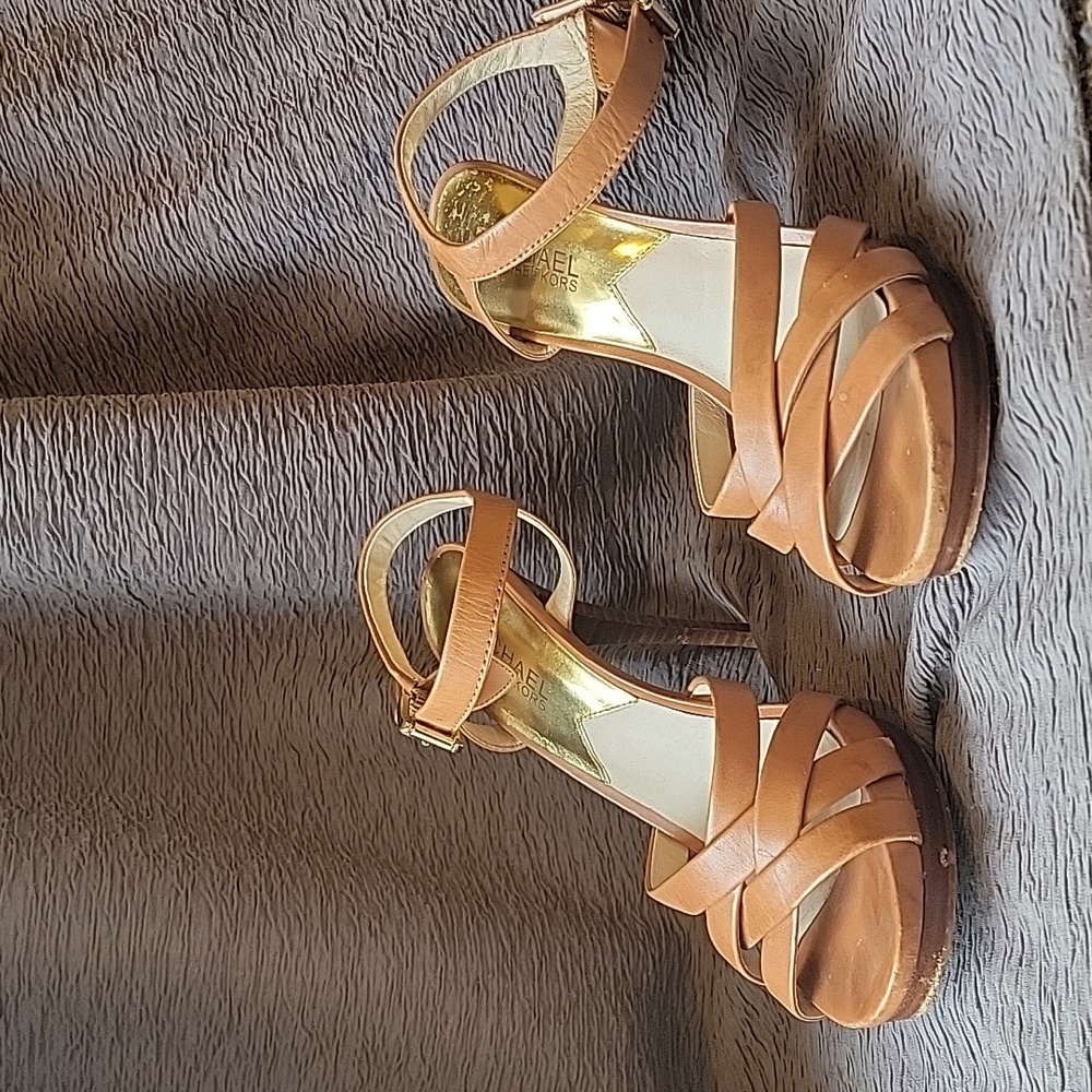 Micheal Michael Kors Brown Sandals